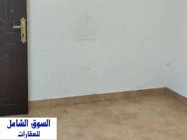 شقة شبه مؤثثة للإيجار في القضيبية بالقرب من...
