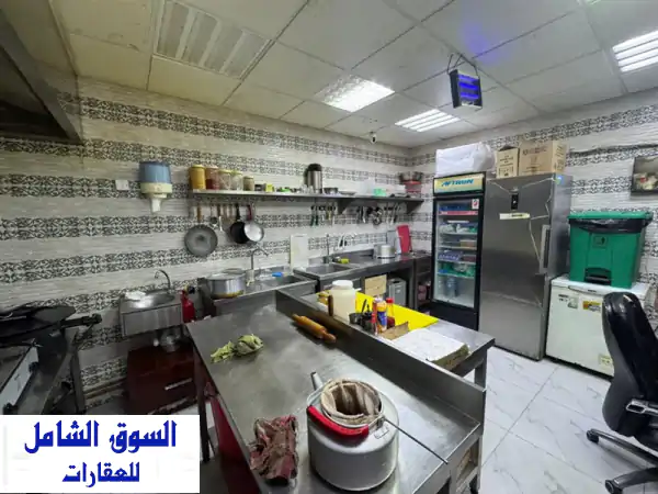 استثمر الآن! كافيتريا جاهزة للتنازل بالراشدية 1 - موقع حيوي ودخل فوري