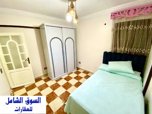 شقة فندقية للبيع بميامي، 140م سوبر لوكس - 3 غرف - فرش جديد - فرصة استثمارية بالإسكندرية