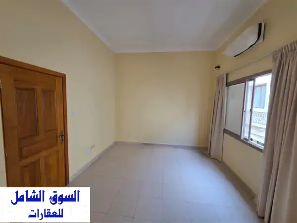 فيلا الأحلام بالجفير للإيجار - كمبوند فاخر،...
