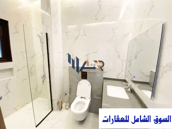 فيلا فخمة للإيجار بالمشرف أبوظبي: جديدة، مستقلة، مسبح خاص ومصعد (أول ساكن)