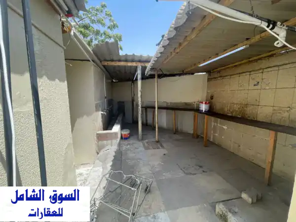 بيت عربي للإيجار في عجمان منطقة الراشدية 2 للعزاب...