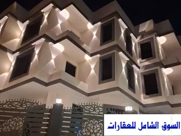 عمارة للبيع فى السياحية بسعر لقطة في الحي المتميز...