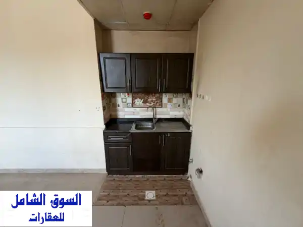 استوديو للإيجار السنوي بالراشدية عجمان | مطبخ شبه منفصل وإطلالة ساحرة | 19 ألف 6 دفعات