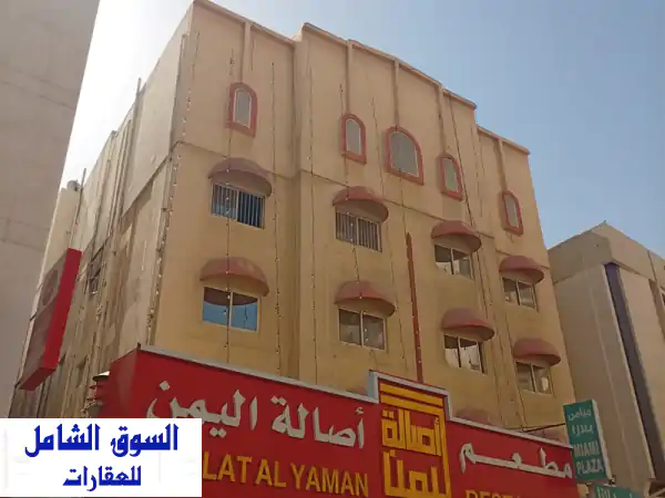 بناية للبيع بمنطقة الحورة