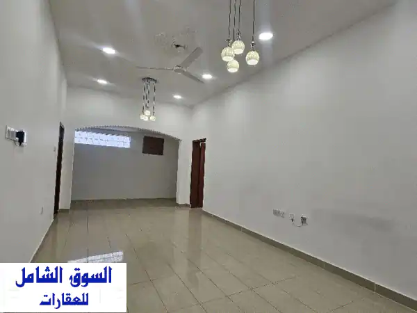 البحرين  عراد / للإيجار منزل طابق واحد. يتكون من...