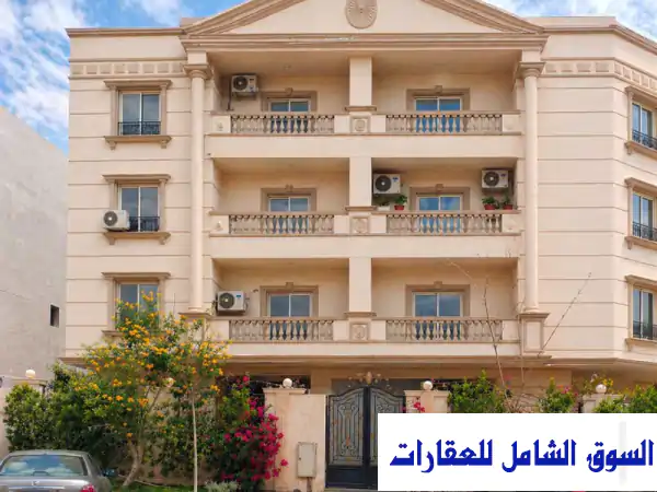 واحتك الخاصة في قلب التجمع الخامس: شقة للبيع دور...