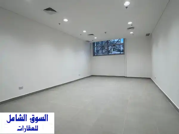مكاتب تجارية مع فترة سماح للإيجار في القبلة....