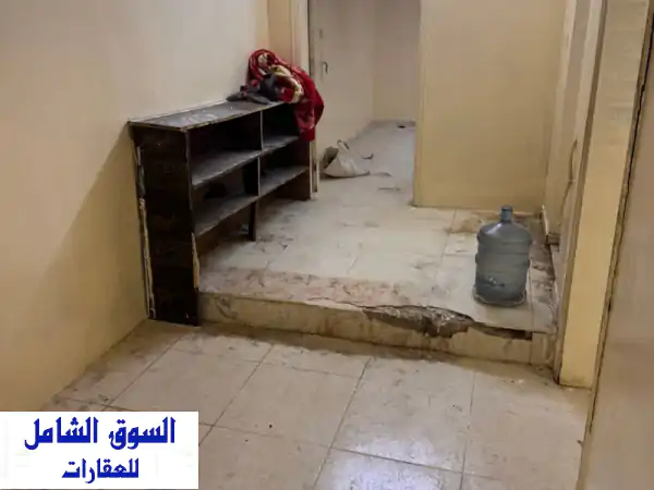 للإيجار بيت عربي مخصص لسكن العمال في منطقة الراشدية 2...