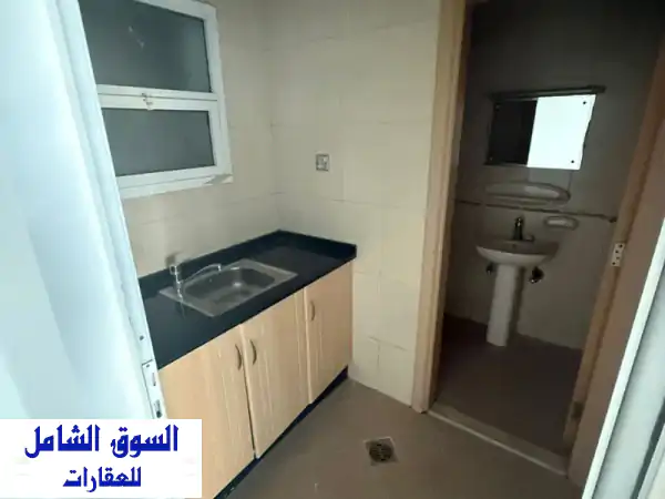 للإيجار السنوي في أبراج الهوا ريزون في الراشدية عجمان، مكتب مميز مجهز بالكامل بموقع استراتيجي قريب ...
