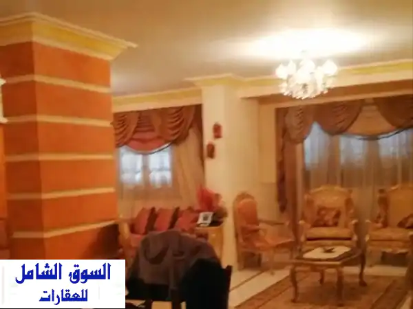 شقة للبيع بالحي الثامن، مدينة نصر: 130م الدور...
