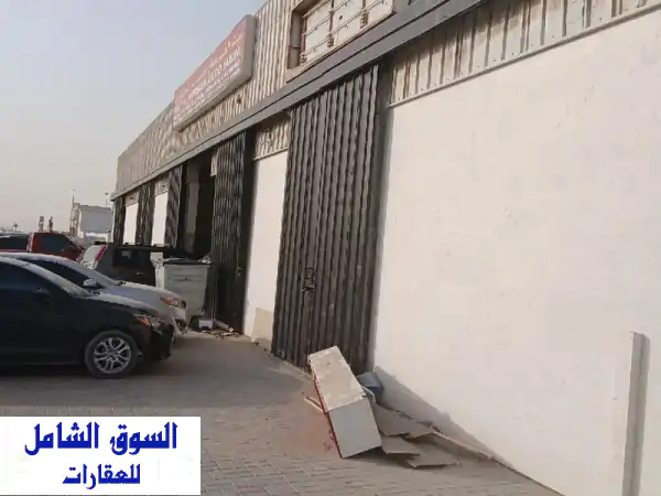للبيع مستودعات في الشارقة منطقة الصجعة الصناعية القديمة مساحة الأرض 20000 قدم مكونة من 6 مستودعات ...