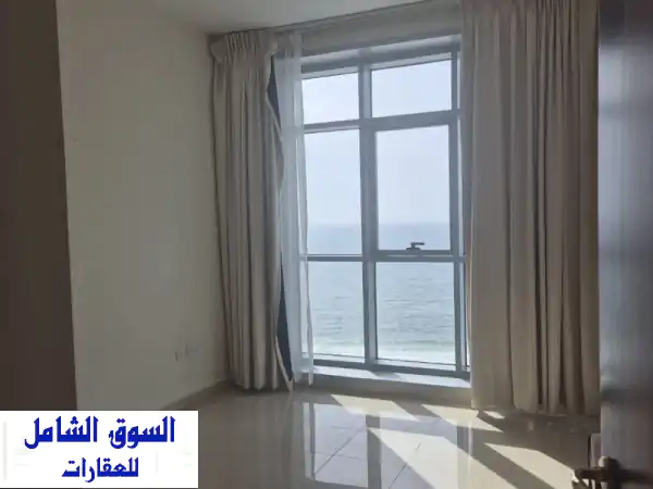 للبيع شقة باطلالة بحرية في عجمان  كورنيش عجمان (corniche residences برج t7) فرصة مميزة لشقة فاخرة ...