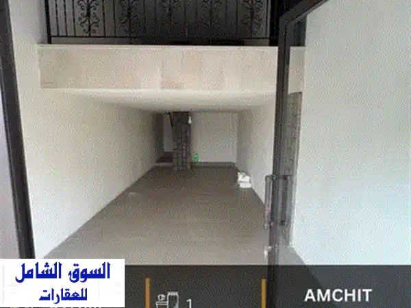 مكتب استثماري دوبلكس للبيع في جبيل | موقع حيوي وإطلالة مفتوحة - 70 متر مربع