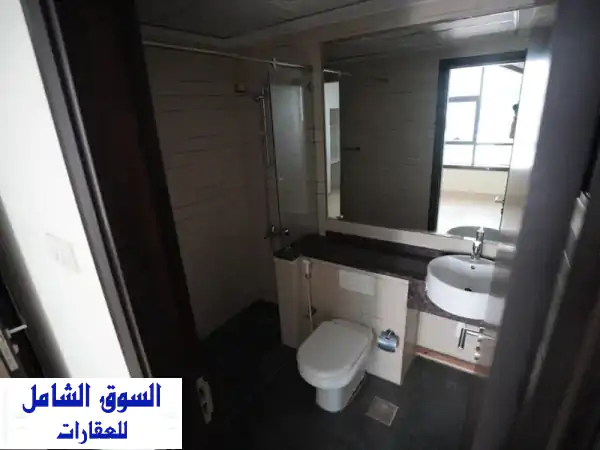 شقة للبيع في الخان الشارقة | غرفتي نوم بإطلالة بحرية وموقع مميز | 848,000 درهم