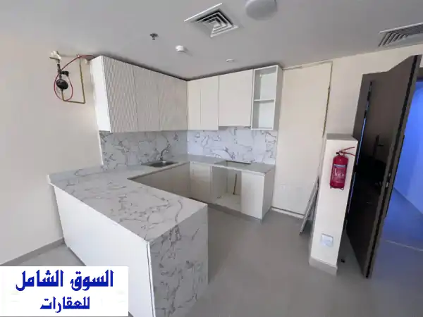 أول ساكن: شقق فاخرة غرفتين وصالة للإيجار السنوي بكورنيش عجمان | إطلالة بحرية مباشرة