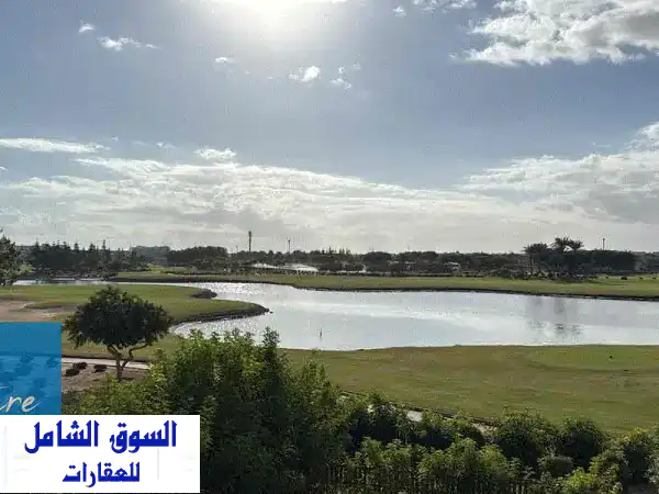 شاليه لقطة للبيع ٣ غرف صف اول جولف ، جولف فيو في...