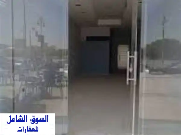 محل للايجار على شارع رئيسي بالمعادى