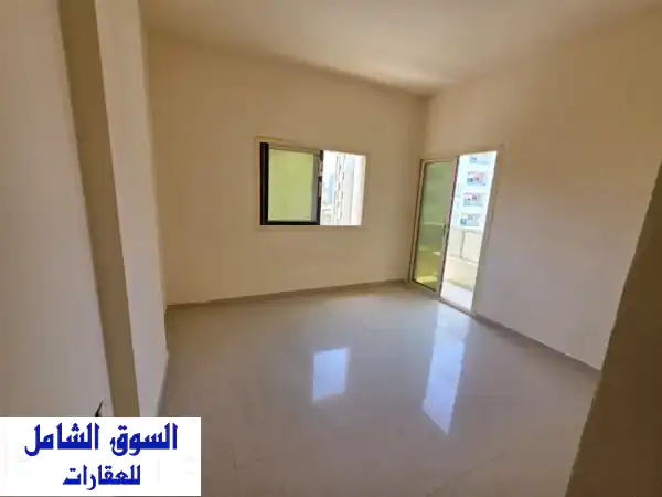 شقة للإيجار السنوي بكورنيش عجمان | غرفتين...