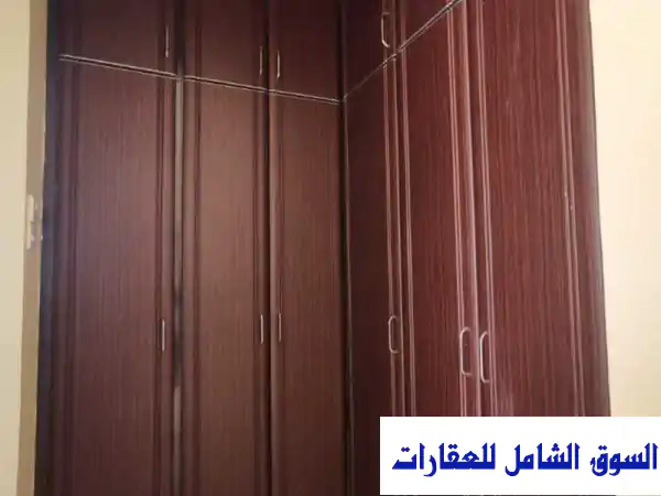 فيلا فاخرة للإيجار بالعين: 5 غرف ماستر بمدخل خاص...