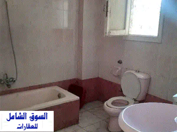 شقة مفروشة فاخرة للإيجار اليومي بميامي الإسكندرية | فيو مباشر للبحر والكورنيش