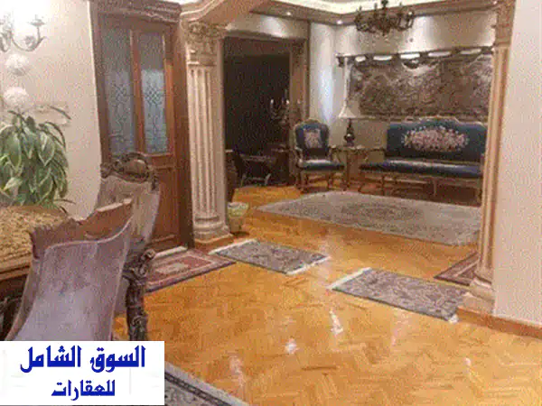 شقة فاخرة 300م للبيع بالمعادي القديمة - ميدان الاتحاد - تشطيب ألترا سوبر لوكس بفيو بانورامي ساحر