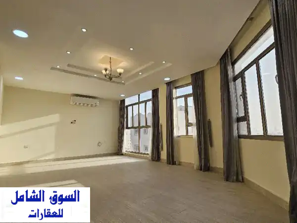 للايجار بالحد، البحرين: شقة عائلية فاخرة 3 غرف...