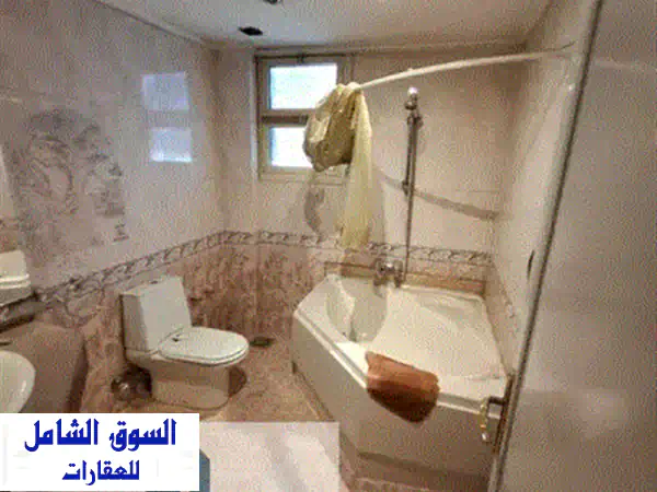شقة الأحلام 165م للبيع بالمهندسين: إطلالة نادي التوفيقية وخطوات من أحمد عرابي! (المحروسة)