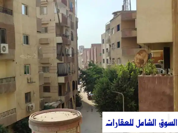 فرصة ذهبية! شقة مفروشة فاخرة للإيجار بالمقطم هضبة...