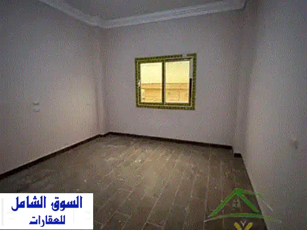 شقة للايجار تصلح مقر اداري في برايم لوكيشن ب غرب ارابيلا 300 م 4 غرف نوم و 2 حمام