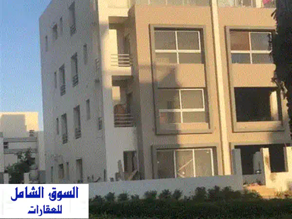 دوبلكس بحرى  استلام فورى 264 متر للبيع 4 غرف نوم في كمبوند هايد بارك القاهرة الجديدة في لو كيشن مميز جدا فيو دايركت على لاند سكيب