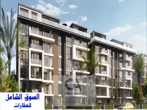 شقة فاخرة للبيع بكمبوند كريك تاون طريق السويس 130م...