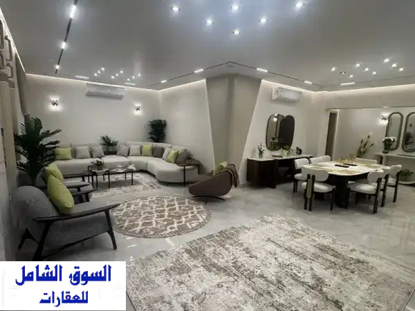 شقة فاخرة للإيجار في ديستريكت فايف التجمع...