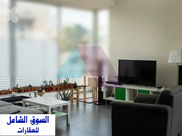 بنتهاوس دوبلكس فاخر للبيع في مار مخايل مع تراس...