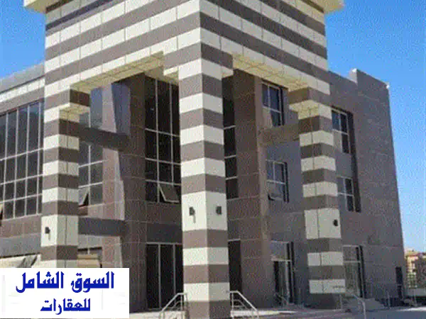 مطعم او كافيه للايجار مساحة مرنة  فود كورت مجهز (هود + ممر خدمي)  واجهات مميزة  6 أكتوبر – غرب سوميد  استلام فوري  من المالك مباشرة  مول سنتريتا