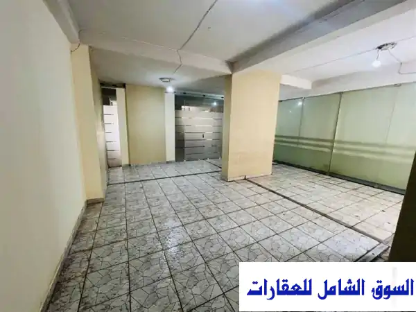 مخزن مجهز مدخل سيارة سهل ومباشر في السالمية...