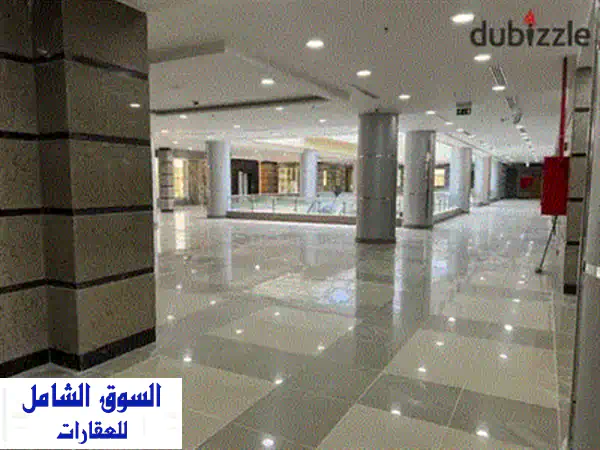 من المالك مباشرة  صيدلية 120 م² دور أرضي مكيفة بالكامل بواجهة رئيسية – 6 أكتوبر (غرب سوميد) – طريق الواحات ومحور 26 يوليو  استلام فوري