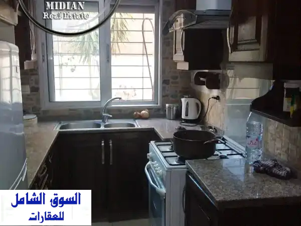 شقة شبه ارضي للبيع ضاحية الامير راشد مساحة 65 م مع ترس 40 م تصلح للاستثم