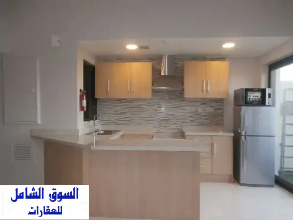 شقة مفروشة فاخرة للإيجار في فلوتينج سيتي، جزر أمواج...