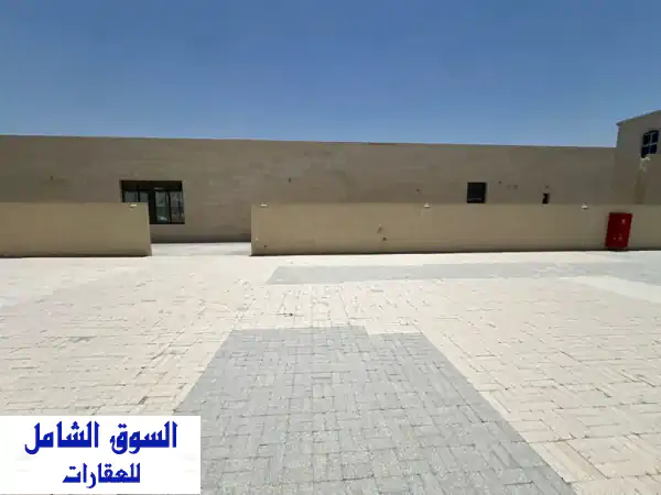 فرصة ذهبية: أرض صناعية 10000 قدم² للايجار بالشارقة الصناعية 5 | كهرباء 90kW ومرونة استثنائية