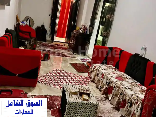 شقة للبيع  محرم بك  خطوات من قناه السويس