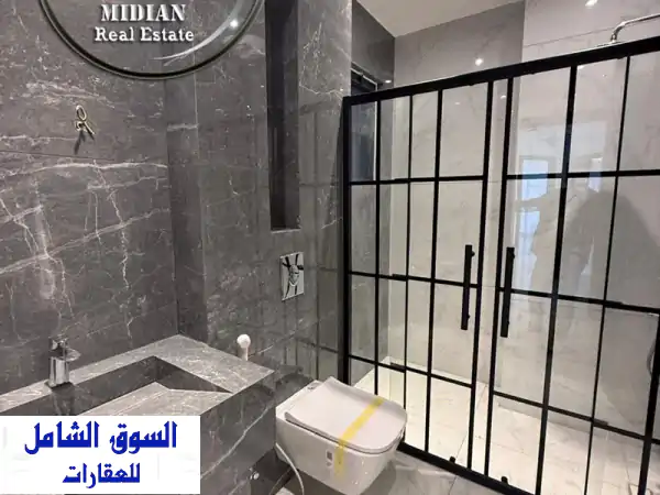 شقة الأحلام في جبل عمان: 350م فاخرة، 4 غرف نوم، إطلالة ساحرة - رقم الإعلان 9233