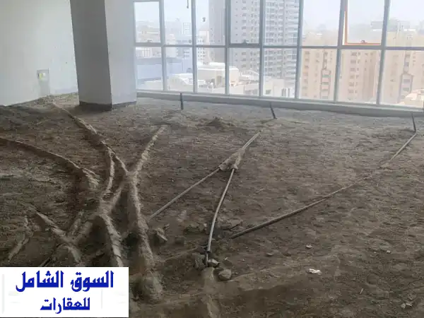 فرصة استثنائية: 3 مكاتب فاخرة للبيع في الشارقة - بزنس تاور المجاز 2 بإطلالات ساحرة ومواقف خاصة