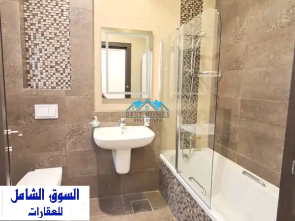 شقة مريحة مكونة من 3 غرف نوم في الرميثية. صالة معيشة كبيرة الحجم، غرفة نوم رئيسية واحدة، غرفتا نوم ...