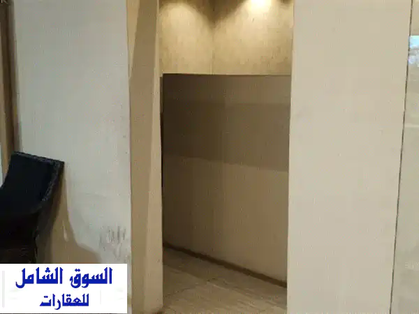 فرصة استثمارية ذهبية: كافية مجهز بالكامل للتنازل في النعيمية 1، عجمان - 340م² و10 تأشيرات عمل جاهزة!