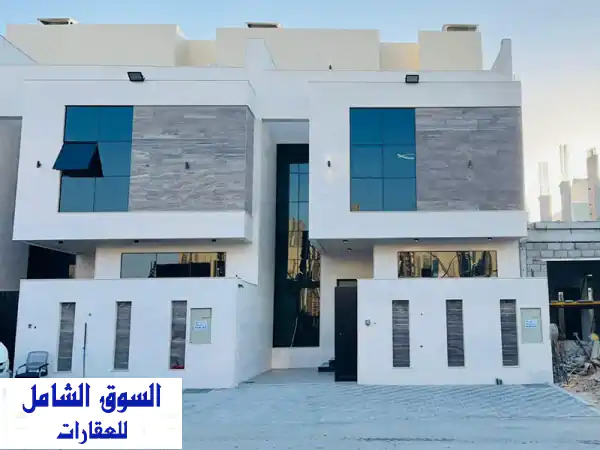 تاون هاوس للإيجار السنوي في الحليو، أول ساكن. يتكون...