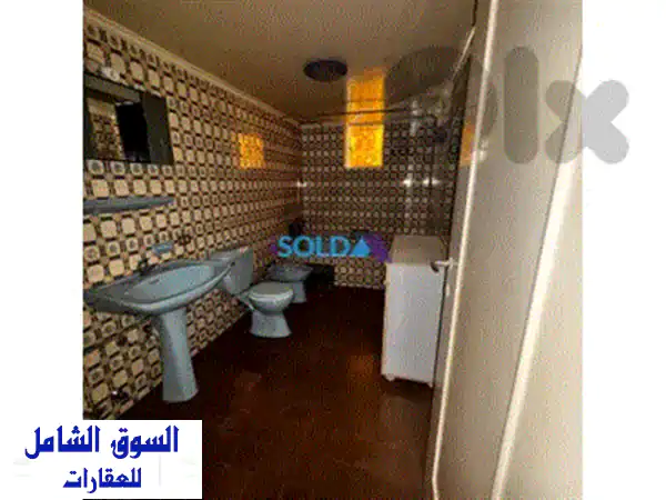 فرصة لا تعوض: شقة فخمة 195م² للبيع في الحدث | 3 غرف نوم، كهرباء ومصعد 24/7 | (GH54.A.161)