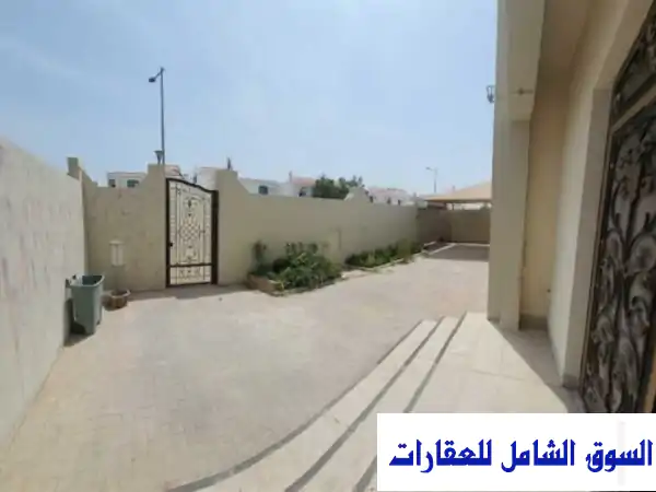 فيلا عائلية فسيحة للإيجار في فريج السودان الريان - 6 غرف نوم بجوار نادي السد الرياضي | قطر