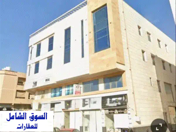 فرصة استثمارية ذهبية: مبنى تجاري وسكني للبيع...