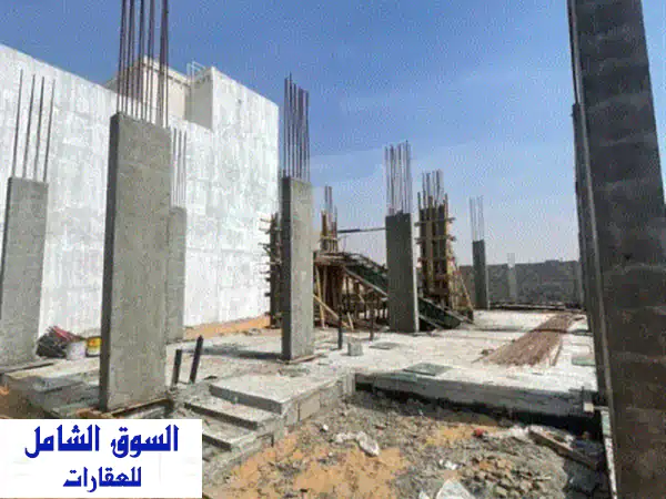 فرصة استثمارية مميزة فيلا تاون هاوس ( g 2) قيد الانشاء في الحليو سنترال 2، على أرض بمساحة 1722 قدم ...
